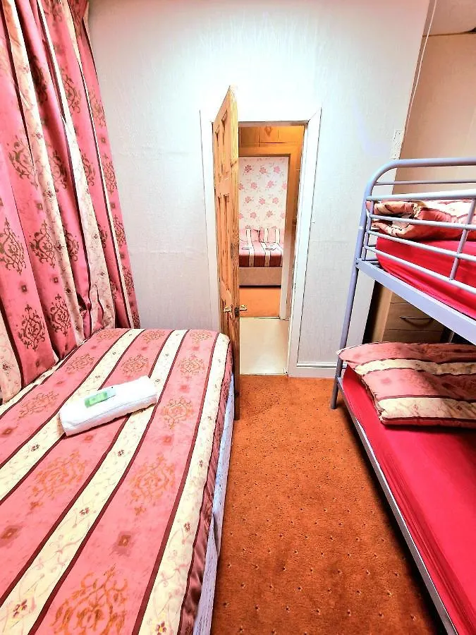 The Albany Hotel Blackpool Guest house